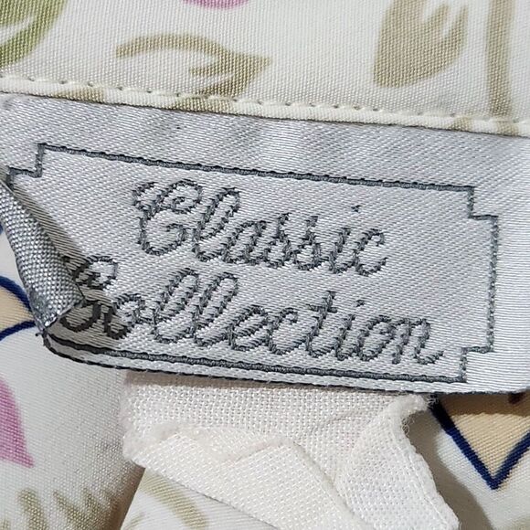 Classic Collection Shirt For Women 1X White Floral Hidden Buttons Lightweight - Picture 11 of 12